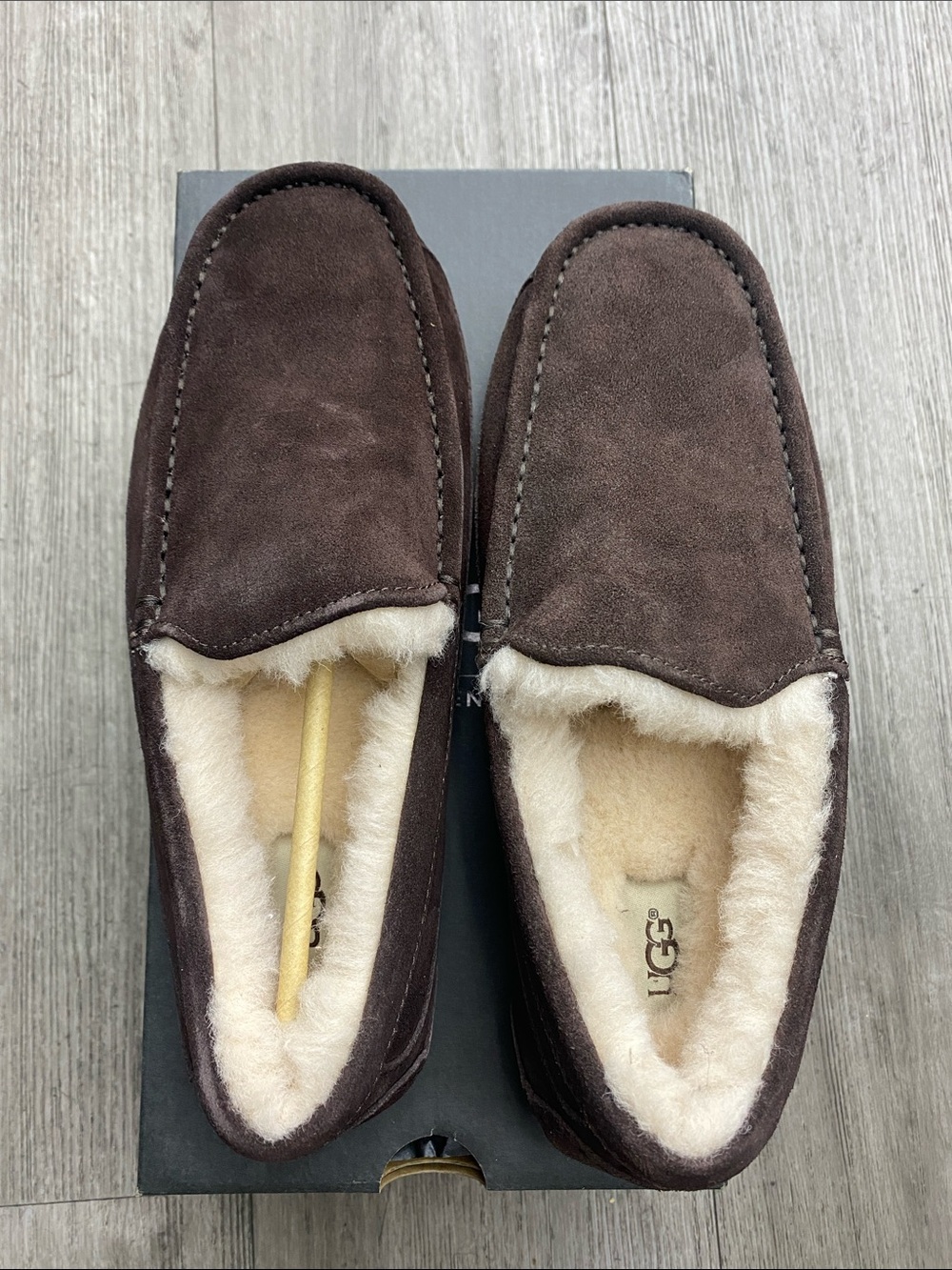 UGG Mascot 1101110 Men’s Slippers – Water Resistant